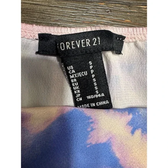 Forever 21 Tie Dye Cowl Neck Cami Top Pastel Pink Blue Satin Cropped Small - Picture 2 of 3